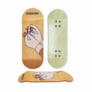 Deck *WoodenBlack*  ''Will You Shred With Me?'' 34mm x 97.5mm Heat-Transfer (Made in Turkey)(100% em Maple)(Real-Wear)(High Quality) + Tape Woodenblack Texturizada