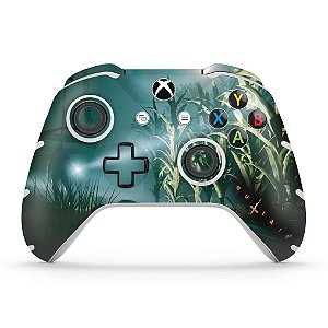 Skin Xbox One Slim X Controle - Outlast 2