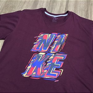 blusa nike vinho