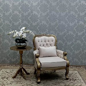 Poltrona Imperador + Mesa de Apoio Inglesa - Ouro Envelhecido - Alto Padrão Móveis.