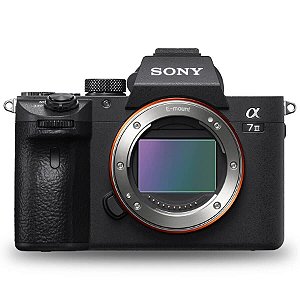 Sony A7 III – Câmera Mirrorless Full-Frame 4K, Estabilização de 5 Eixos e AF Rápido