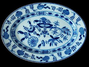 Travessa oval em porcelana alemã Villeroy & Boch - Dresden