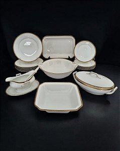 Jogo de mesa porcelana  Rosenthal c/ 17 peças.