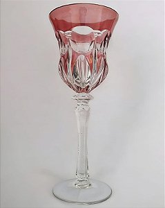 Taça de vinho em cristal rubi