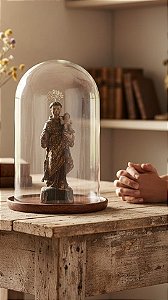 Antiga imagem de Santo Antônio com menino Jesus