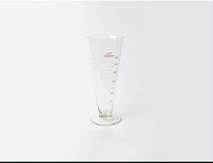Cálice graduado em vidro 10ml - Perfecta