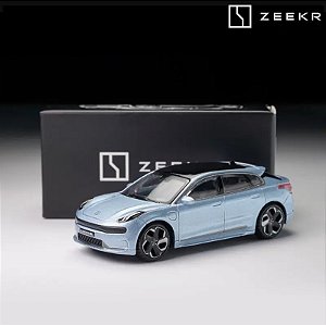 Miniatura ZEEKR 001 2023 Azul Burago 1/64 7CM