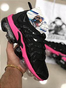 vapormax plus rosa e preto