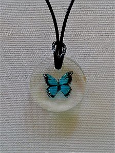 Pingente Mini Borboleta ponto de brilho