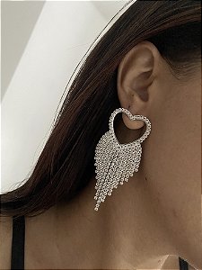 BRINCOS CORAÇÃO STRASS- PRATA