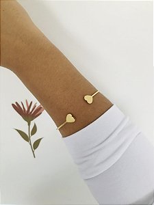BRACELETE CORAÇÕES- DOURADO