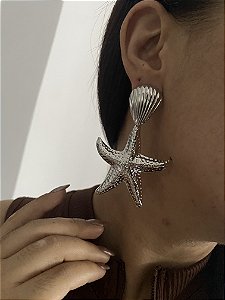 BRINCOS ESTRELA E CONCHA PRATEADO