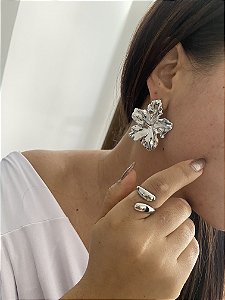 BRINCOS FLOR - PRATEADA
