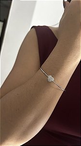 BRACELETE CORAÇÃO CRAVEJADO- PRATEADO