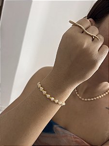 PULSEIRA CORAÇÕES PEROLADOS