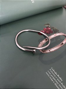 BRACELETE PREGO EM AÇO INOX- PRATEADO