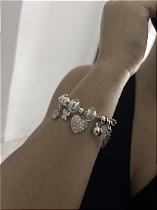 BRACELETE BERLOQUES CORAÇÕES