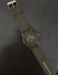 RELÓGIO MASCULINO- VERDE MILITAR