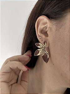 BRINCOS FOLHAGEM DOURADO