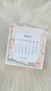 Mini Calendário de Mesa 2025 Floral