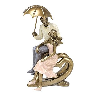 Estatua Decorativa Casal Apaixonado Com Guarda-chuva Mabruk