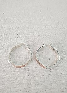 ARGOLA CRAVEJADA ZIRCÔNIAS FECHO PRATA 925