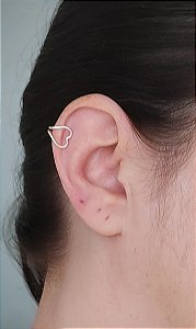 PIERCING CORAÇÃO ALTO CARTILAGEM PRATA 925