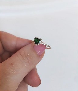 ANEL CORAÇÃO ZIRCÔNIA VERDE PRATA 925