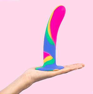Dildo com Ventosa Rainbow - 17,4 cm x 3,5 cm