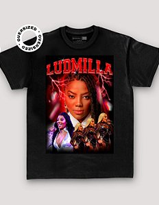 Camiseta Oversized Ludmilla