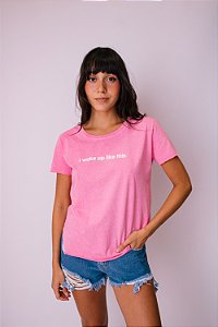 Camiseta malha escritos