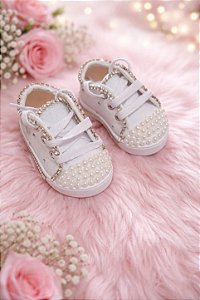 Tênis Personalizado para Bebê com Pérolas