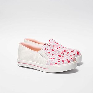 SLIP ON FEMININO - BRANCO C/ESTAMPA CORAÇÃO - LINHA KIDS