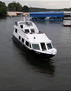 Lancha para 20 Pessoas