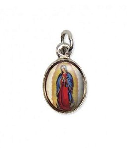 Medalha resinada Nossa Senhora de Guadalupe (1,5x0,9 cm)