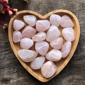 Pedra Rolada Quartzo Rosa (M) - Amor, Empatia, Curas Profundas, Perdão