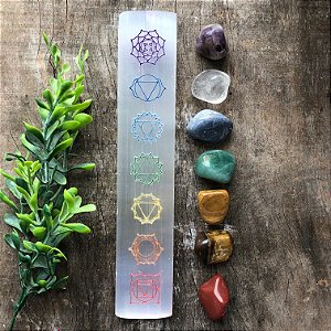 Régua de Selenita 7 Chakras Colorida + Kit 7 Chakras Pedra Rolada - Espiritualidade, Equilíbrio, Purificação, Limpeza