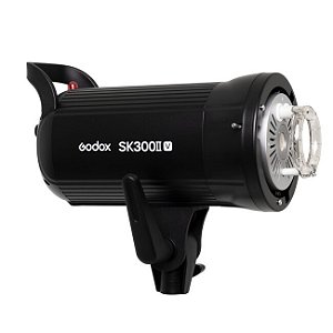 Flash para Estúdio Fotográfico Godox SK300II V-110 com Lâmpada LED - Não é Bivolt