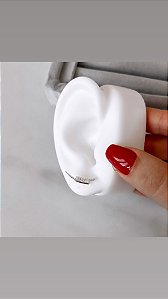 Ear cuff lisa e cravejada