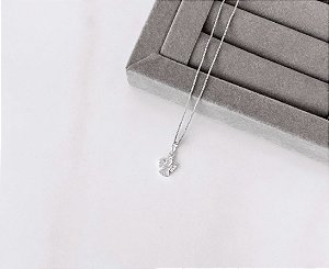 Colar pingente anjo cravejado