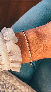 Bracelete torcido