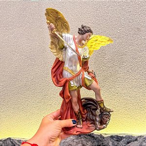 São Miguel Arcanjo Colorido