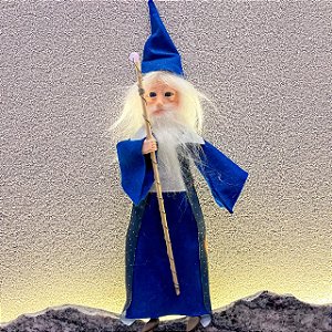 Ser mágico - Mago com roupa azul e estrela