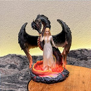 Princesa e o Dragão - Resina Veronese