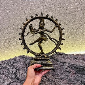Shiva na Roda de Fogo - dourado