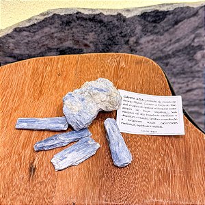 Cianita Azul - Pedra bruta