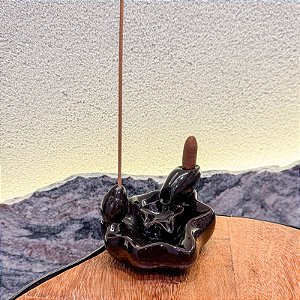 Incensário Cascata em Cerâmica