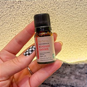 Óleo Essencial de Sândalo Amyris – Calma, Profundidade e Conexão
