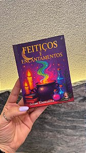 Livro - Feitiços e Encantamentos