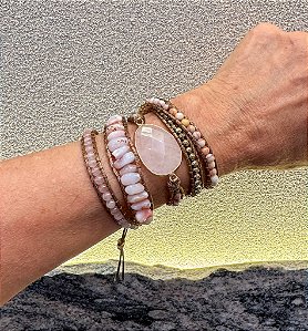 Pulseira de Amarrar Boho com Pedra Natural Quartzo Rosa – 5 voltas
